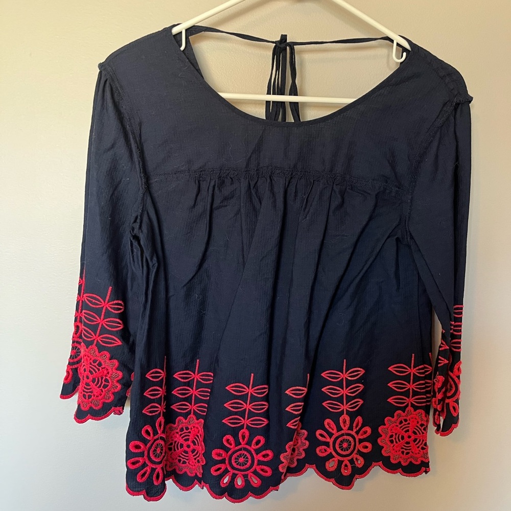 Belk Crown & Ivy Embroidered Red & Blue Blouse
